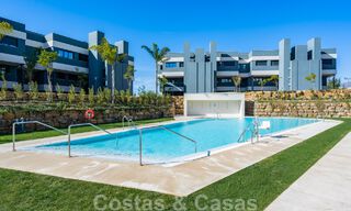 Appartement contemporain à vendre avec jardin privé sur le très convoité New Golden Mile, entre Marbella et Estepona 47155 