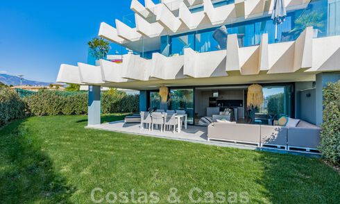 Appartement contemporain à vendre avec jardin privé sur le très convoité New Golden Mile, entre Marbella et Estepona 47166