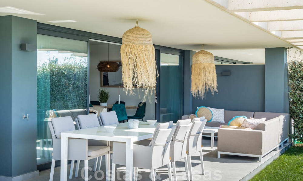 Appartement contemporain à vendre avec jardin privé sur le très convoité New Golden Mile, entre Marbella et Estepona 47169