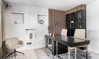 Nouvelle! Villa unique à vendre, avec des espaces extérieurs accueillants et des vues panoramiques à Nueva Andalucia, Marbella 47570 