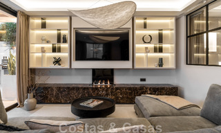 Nouvelle! Villa unique à vendre, avec des espaces extérieurs accueillants et des vues panoramiques à Nueva Andalucia, Marbella 47571 