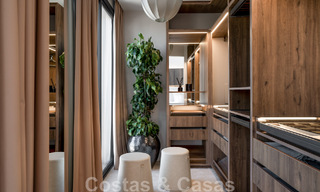 Nouvelle! Villa unique à vendre, avec des espaces extérieurs accueillants et des vues panoramiques à Nueva Andalucia, Marbella 47576 