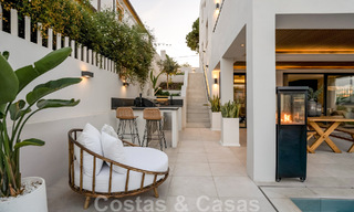 Nouvelle! Villa unique à vendre, avec des espaces extérieurs accueillants et des vues panoramiques à Nueva Andalucia, Marbella 47582 