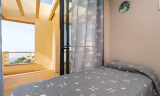 Penthouse moderne de 3 chambres à vendre, orienté sud avec vue sur la mer, dans les collines de Los Monteros, à l'est de Marbella 47432 
