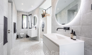 Vente d'une villa andalouse indépendante avec vue panoramique sur la montagne et la mer dans une urbanisation exclusive de l'est de Marbella 47358 