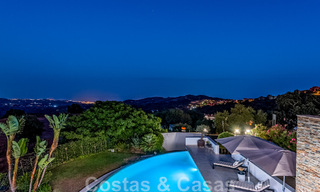 Vente d'une villa andalouse indépendante avec vue panoramique sur la montagne et la mer dans une urbanisation exclusive de l'est de Marbella 47393 