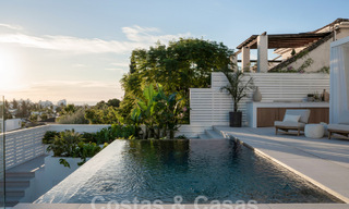 Villa de style méditerranéen magnifiquement rénovée avec un design contemporain à Nueva Andalucia, Marbella 61257 