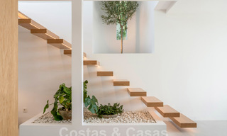 Villa de style méditerranéen magnifiquement rénovée avec un design contemporain à Nueva Andalucia, Marbella 61273 