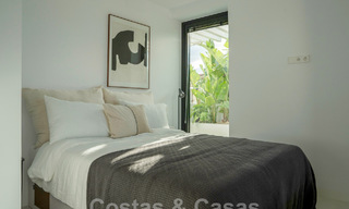 Villa de style méditerranéen magnifiquement rénovée avec un design contemporain à Nueva Andalucia, Marbella 61285 