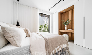 Vente d'une majestueuse villa de plain-pied au design balinais et relaxant, située à quelques pas de Puerto Banus, Marbella 52940 