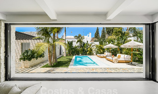 Vente d'une majestueuse villa de plain-pied au design balinais et relaxant, située à quelques pas de Puerto Banus, Marbella 52947 