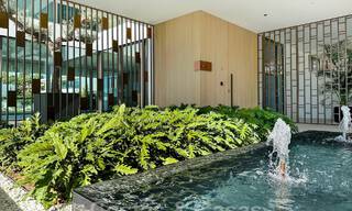 Villa jumelée haut de gamme exclusive prête à emménager à vendre à distance de marche de Puerto Banus à Nueva Andalucia, Marbella 61033 