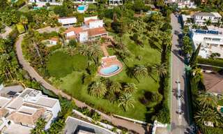 Opportunité d'investissement ! Terrain à bâtir de près de 8.000 m² à vendre dans une zone de villas exclusive de Nueva Andalucia, Marbella 47607 