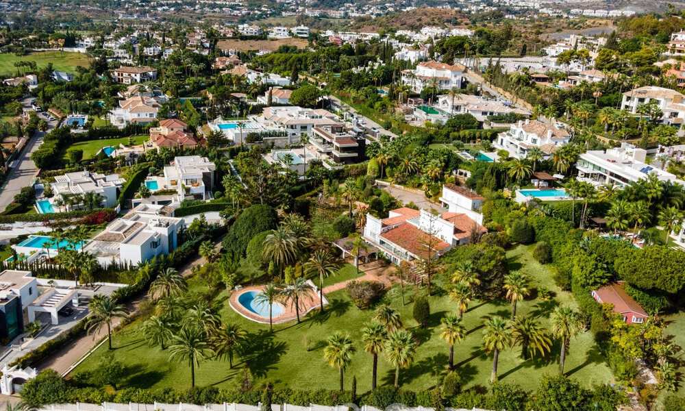Opportunité d'investissement ! Terrain à bâtir de près de 8.000 m² à vendre dans une zone de villas exclusive de Nueva Andalucia, Marbella 47608