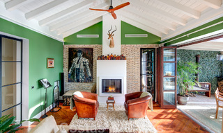 Belle maison mitoyenne entièrement rénovée à vendre avec vue panoramique sur la mer dans une urbanisation fermée de Benahavis - Marbella 47620 