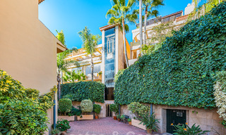 Duplex spacieux, penthouse avec de grandes terrasses et la mer Méditerranée à l'horizon en vente à Nueva Andalucia, Marbella 48557 