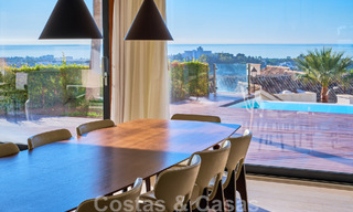 Villa rénovée de style moderne à vendre avec vue imprenable sur la mer dans une communauté fermée à Marbella - Benahavis 48355 