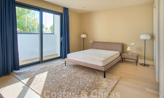 Villa rénovée de style moderne à vendre avec vue imprenable sur la mer dans une communauté fermée à Marbella - Benahavis 48371 