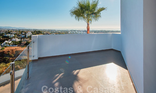 Villa rénovée de style moderne à vendre avec vue imprenable sur la mer dans une communauté fermée à Marbella - Benahavis 48375 