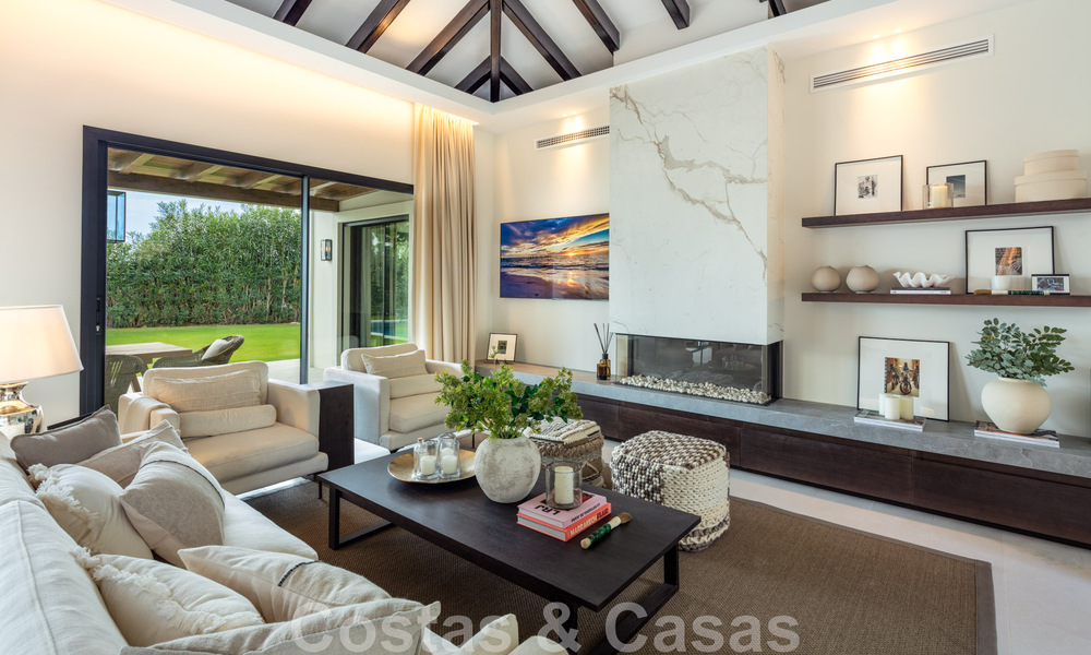 Villa de luxe contemporaine et méditerranéenne à vendre dans la vallée du golf de Nueva Andalucia, à Marbella 47932