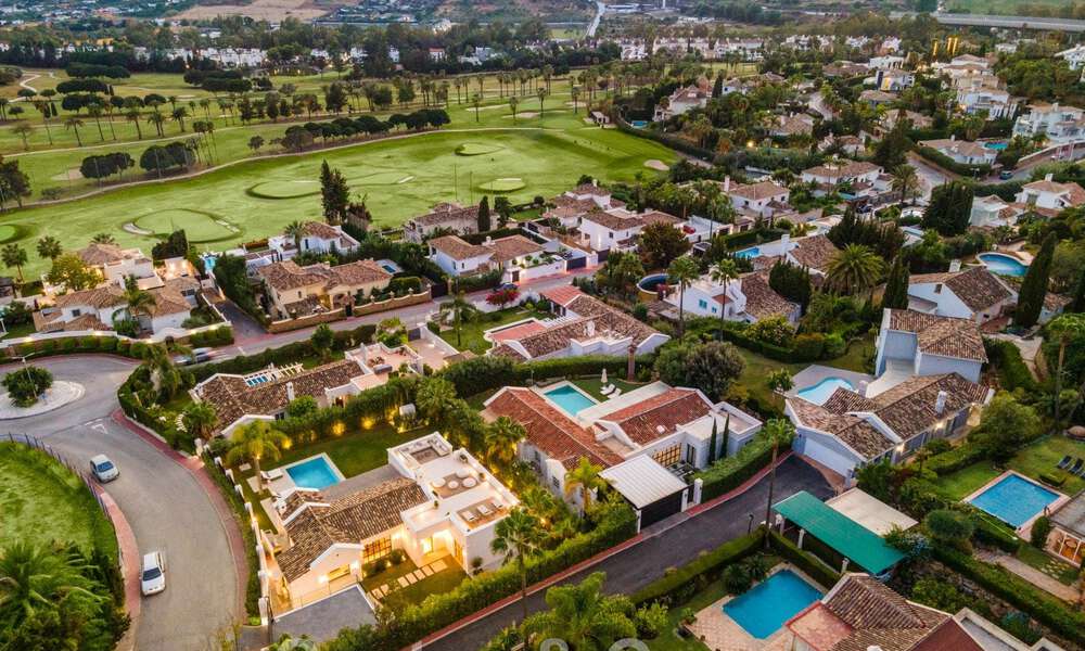 Villa de luxe contemporaine et méditerranéenne à vendre dans la vallée du golf de Nueva Andalucia, à Marbella 47937
