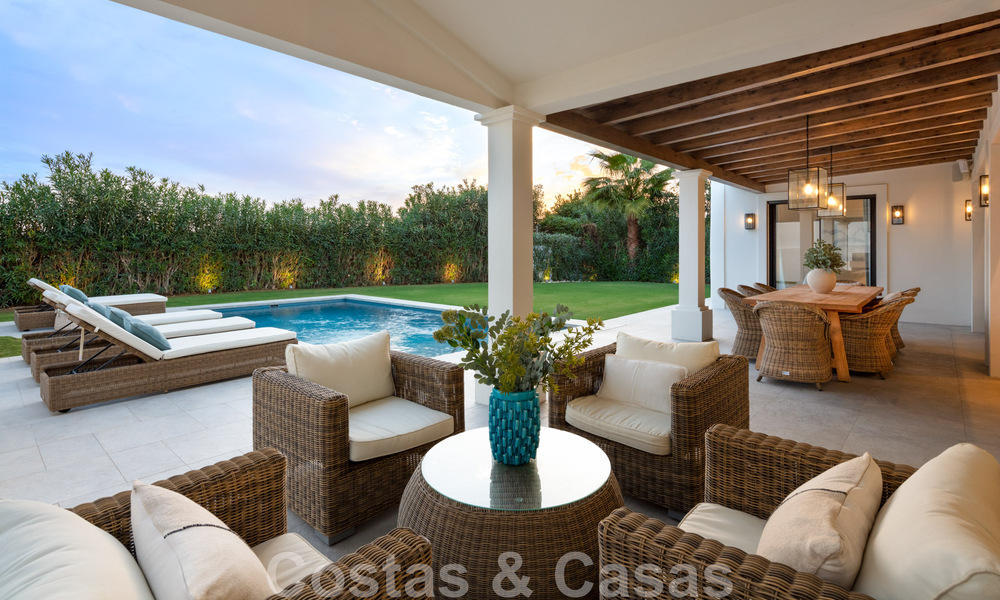 Villa de luxe contemporaine et méditerranéenne à vendre dans la vallée du golf de Nueva Andalucia, à Marbella 47943