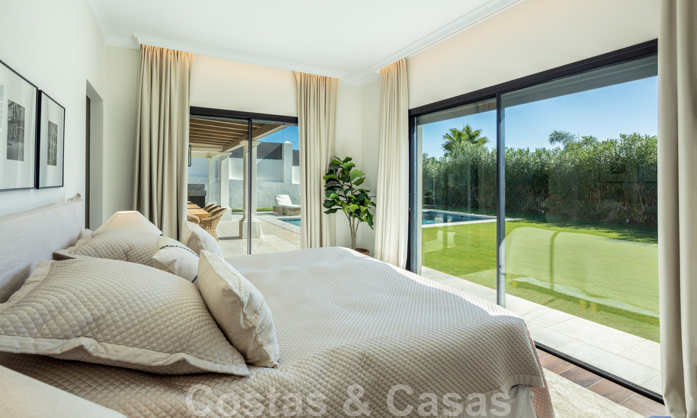 Villa de luxe contemporaine et méditerranéenne à vendre dans la vallée du golf de Nueva Andalucia, à Marbella 47953