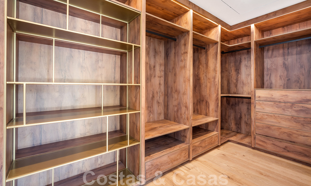 Villa moderne de construction récente avec piscine à débordement et vue panoramique sur la mer à vendre à l'est du centre de Marbella 51927