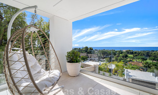 Villa moderne de construction récente avec piscine à débordement et vue panoramique sur la mer à vendre à l'est du centre de Marbella 51929 