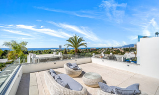 Villa moderne de construction récente avec piscine à débordement et vue panoramique sur la mer à vendre à l'est du centre de Marbella 51944 