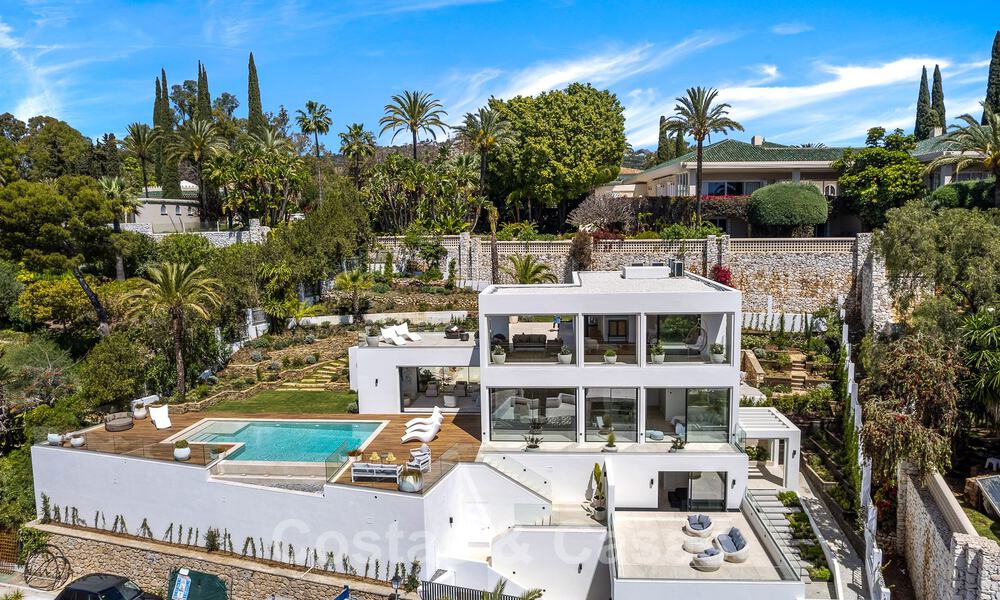 Villa moderne de construction récente avec piscine à débordement et vue panoramique sur la mer à vendre à l'est du centre de Marbella 51959