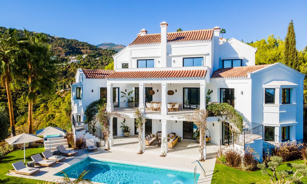 Exquise villa de luxe à vendre dans un style méditerranéen avec un design contemporain dans une position élevée à El Madroñal, Benahavis - Marbella 48111