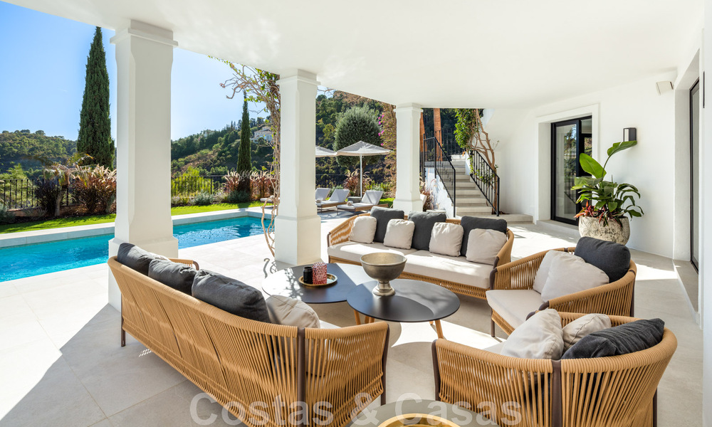 Exquise villa de luxe à vendre dans un style méditerranéen avec un design contemporain dans une position élevée à El Madroñal, Benahavis - Marbella 48113
