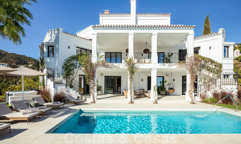 Exquise villa de luxe à vendre dans un style méditerranéen avec un design contemporain dans une position élevée à El Madroñal, Benahavis - Marbella 48116