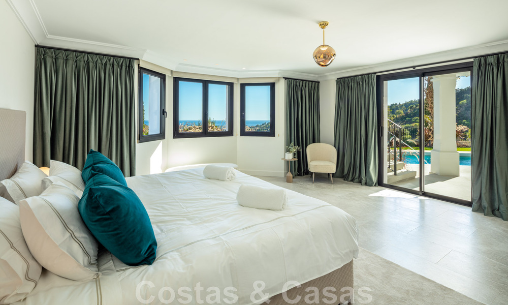 Exquise villa de luxe à vendre dans un style méditerranéen avec un design contemporain dans une position élevée à El Madroñal, Benahavis - Marbella 48124