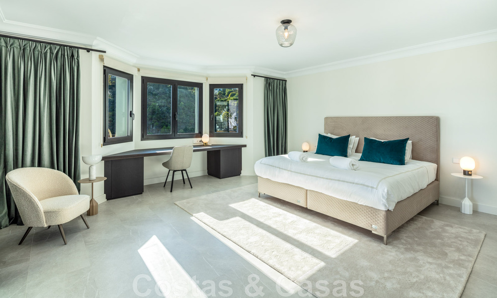 Exquise villa de luxe à vendre dans un style méditerranéen avec un design contemporain dans une position élevée à El Madroñal, Benahavis - Marbella 48126