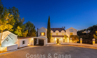 Exquise villa de luxe à vendre dans un style méditerranéen avec un design contemporain dans une position élevée à El Madroñal, Benahavis - Marbella 48137 