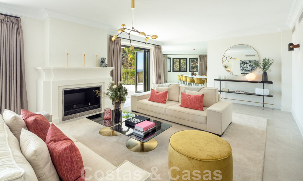 Exquise villa de luxe à vendre dans un style méditerranéen avec un design contemporain dans une position élevée à El Madroñal, Benahavis - Marbella 48144