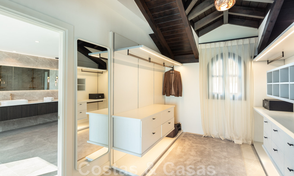 Exquise villa de luxe à vendre dans un style méditerranéen avec un design contemporain dans une position élevée à El Madroñal, Benahavis - Marbella 48155