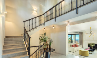 Exquise villa de luxe à vendre dans un style méditerranéen avec un design contemporain dans une position élevée à El Madroñal, Benahavis - Marbella 48158 