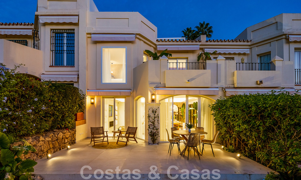 Prête à emménager ! Maison mitoyenne contemporaine rénovée à vendre avec vue sur la mer, à La Quinta à Benahavis - Marbella 49443