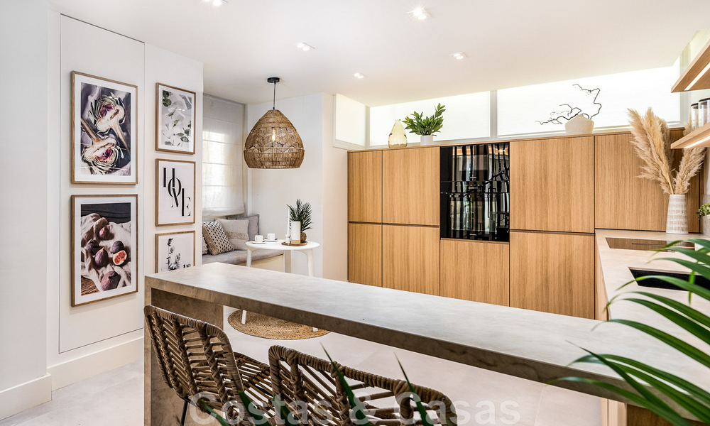 Prête à emménager ! Maison mitoyenne contemporaine rénovée à vendre avec vue sur la mer, à La Quinta à Benahavis - Marbella 49452