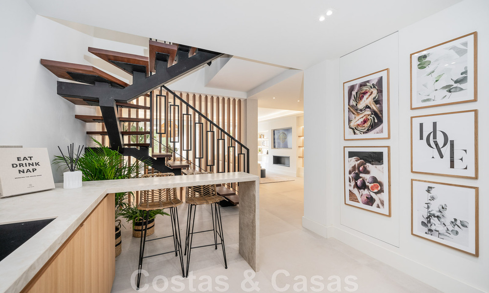 Prête à emménager ! Maison mitoyenne contemporaine rénovée à vendre avec vue sur la mer, à La Quinta à Benahavis - Marbella 49456