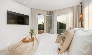 Prête à emménager ! Maison mitoyenne contemporaine rénovée à vendre avec vue sur la mer, à La Quinta à Benahavis - Marbella 49467 