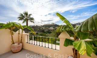 Prête à emménager ! Maison mitoyenne contemporaine rénovée à vendre avec vue sur la mer, à La Quinta à Benahavis - Marbella 49476 