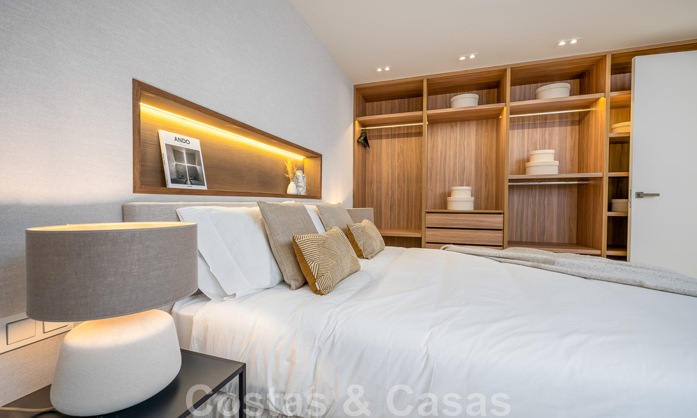 Prête à emménager ! Maison mitoyenne contemporaine rénovée à vendre avec vue sur la mer, à La Quinta à Benahavis - Marbella 49479