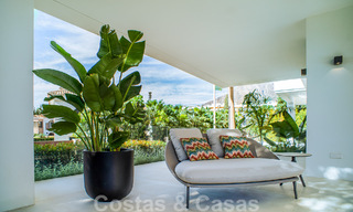 Villa contemporaine de construction récente à vendre avec vue sur la mer, située au centre de Marbella, à quelques pas de la plage, sur la Golden Mile 50080 