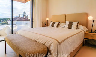 Villa contemporaine de construction récente à vendre avec vue sur la mer, située au centre de Marbella, à quelques pas de la plage, sur la Golden Mile 50098 