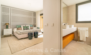 Maison moderne à vendre, dans une urbanisation prestigieuse de Mijas Costa, Costa del Sol 48574 