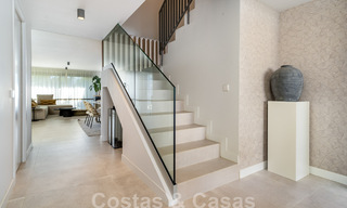 Maison moderne à vendre, dans une urbanisation prestigieuse de Mijas Costa, Costa del Sol 48575 
